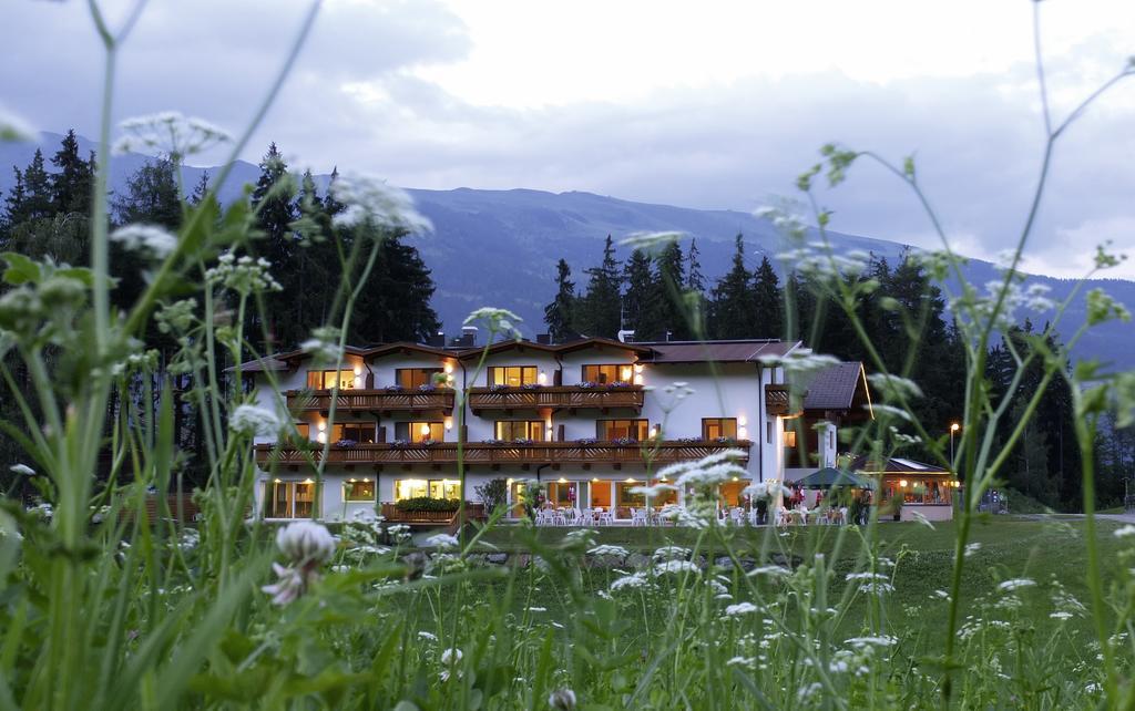 Familienhotel Moos-Alm لينز المظهر الخارجي الصورة