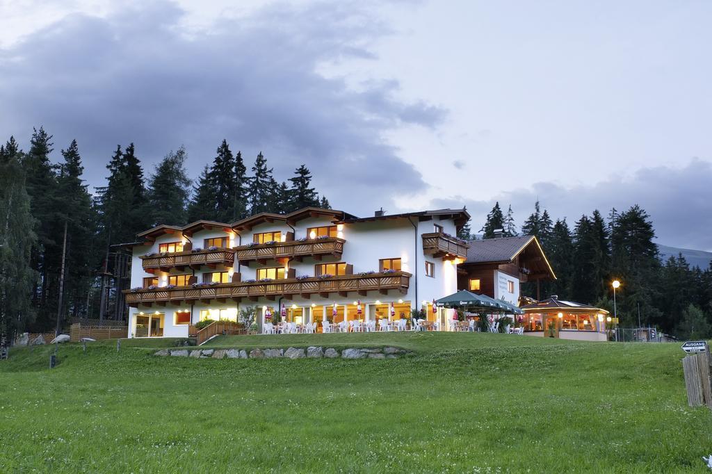 Familienhotel Moos-Alm لينز المظهر الخارجي الصورة